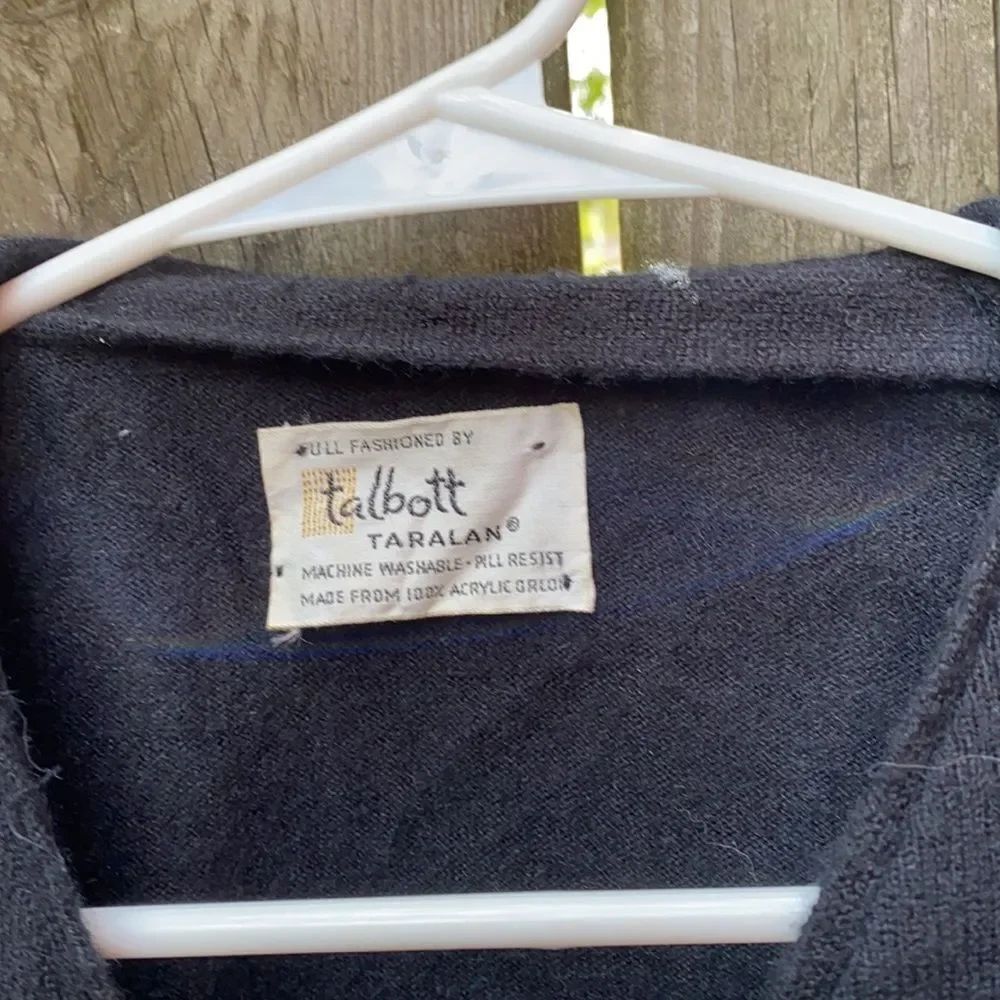Button Down Cardigan sz. M - Picture 2 of 3